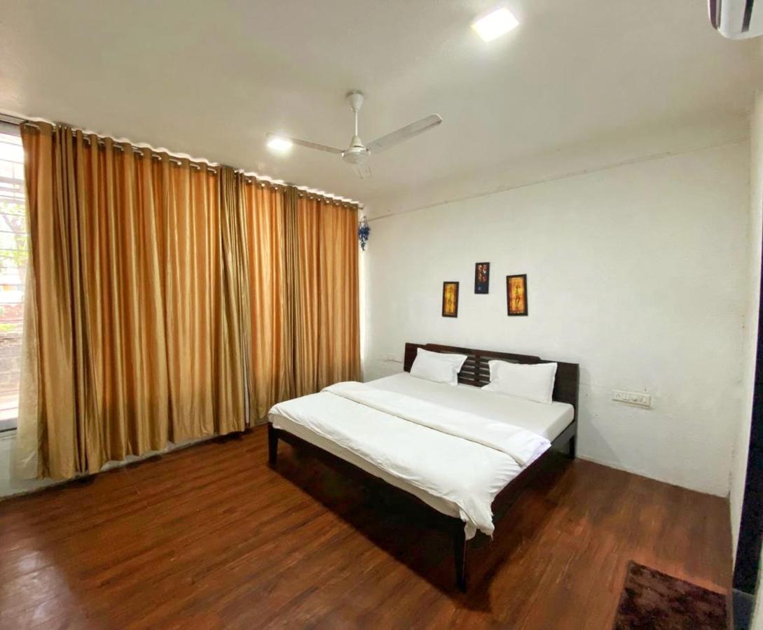 Cozy Stays - Tranquil Times Lonavala Esterno foto