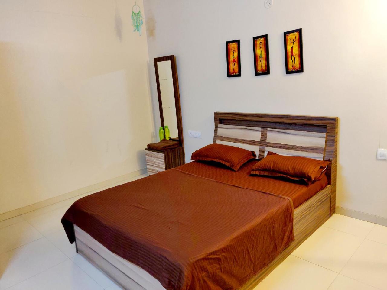 Cozy Stays - Tranquil Times Lonavala Esterno foto