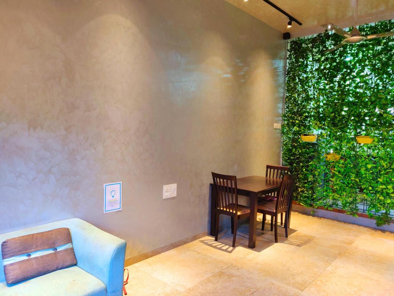 Cozy Stays - Tranquil Times Lonavala Esterno foto